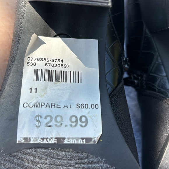 NWT Baretraps Lexi’s Black Croc Heels Strap Buckle Ankle Boots 8M Cut Out Sides - Picture 11 of 16